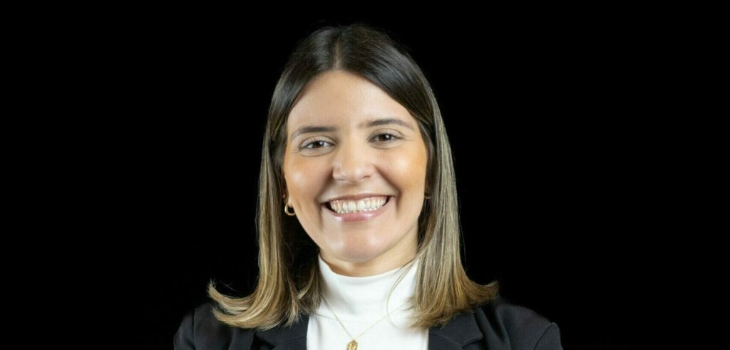 Profissional da Eurofirms em retrato corporativo associado à liderança nacional do serviço de Selection