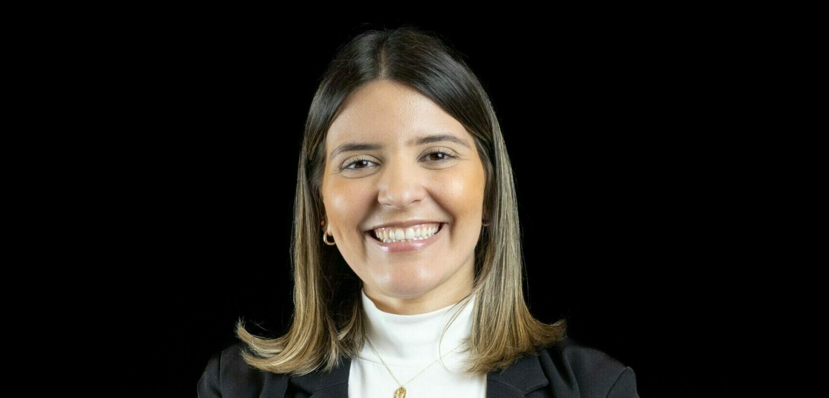 Profissional da Eurofirms em retrato corporativo associado à liderança nacional do serviço de Selection